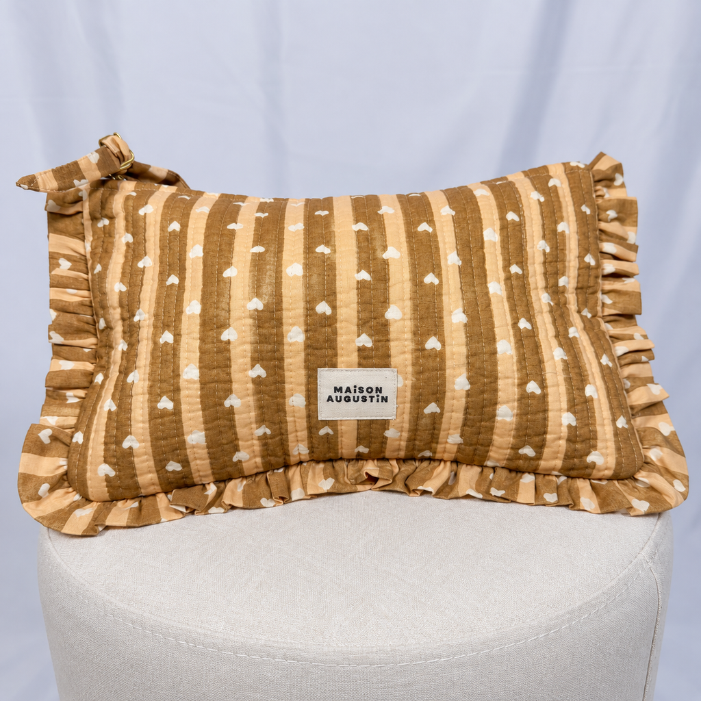 Maison Augustin – Ruffle Pouch Toffee