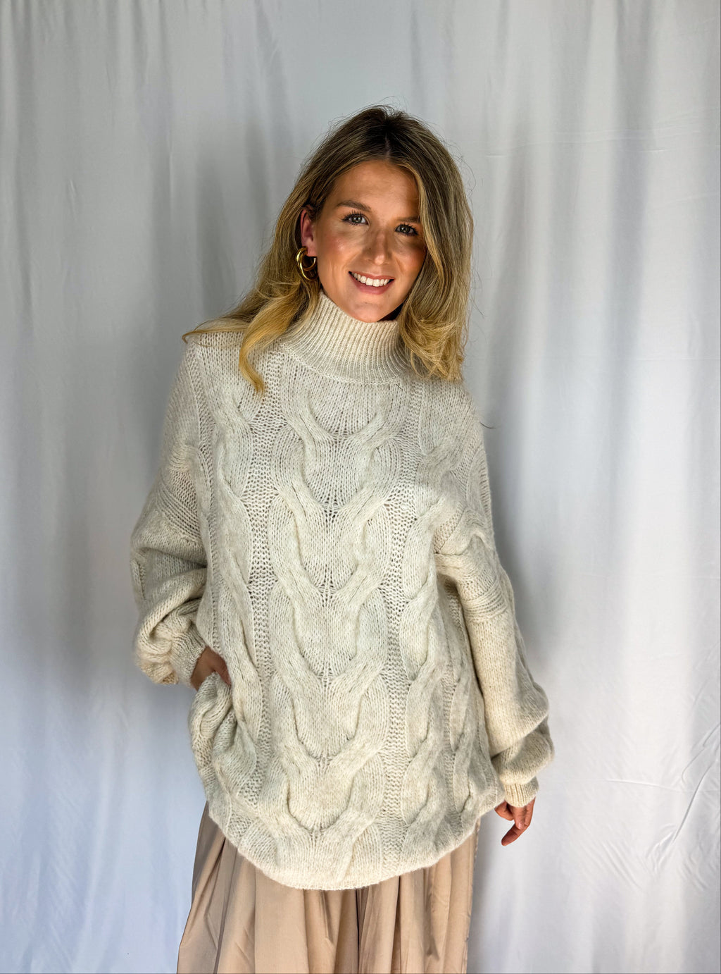 SVEA Knit – Cream