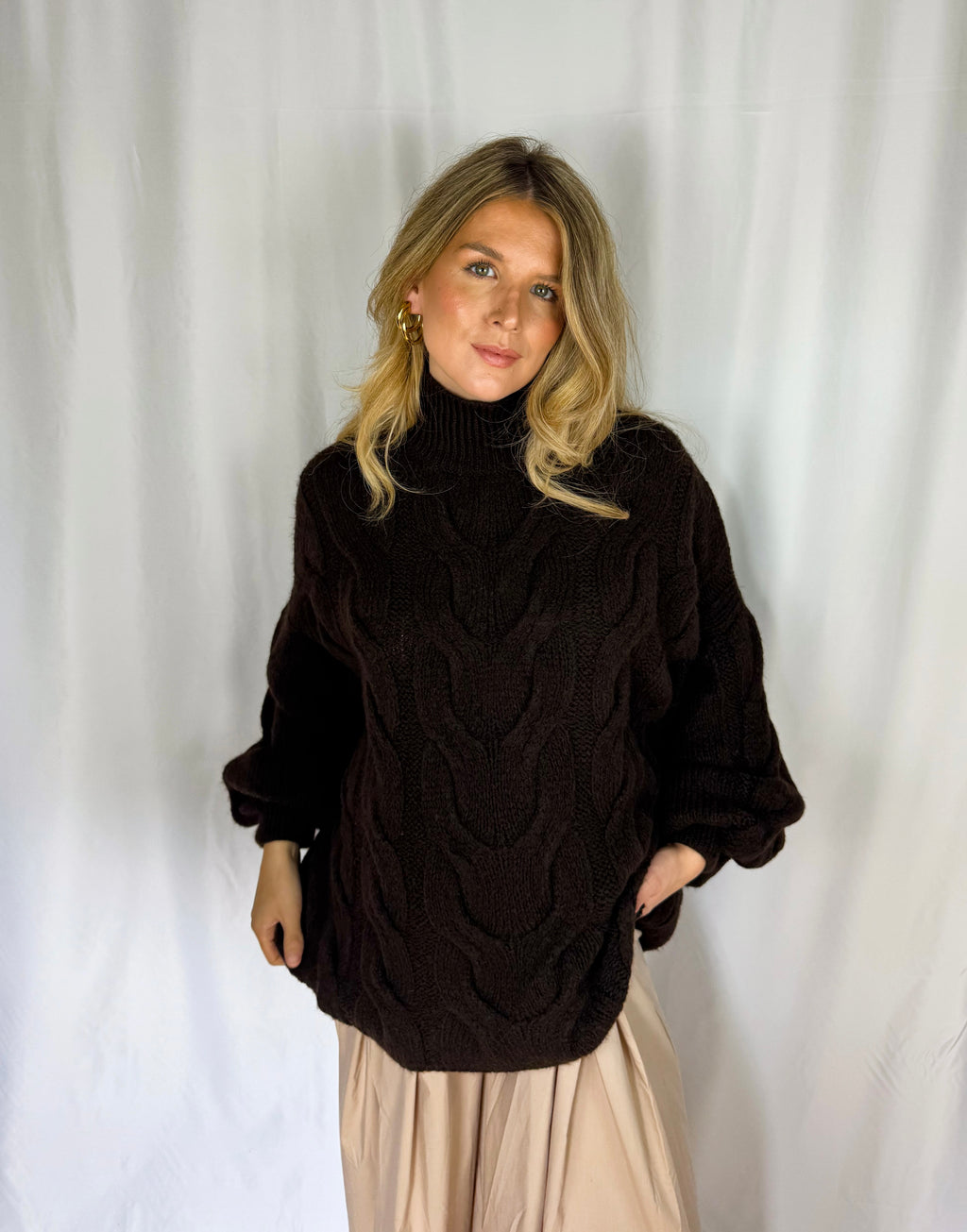 SVEA Knit - Chocolate