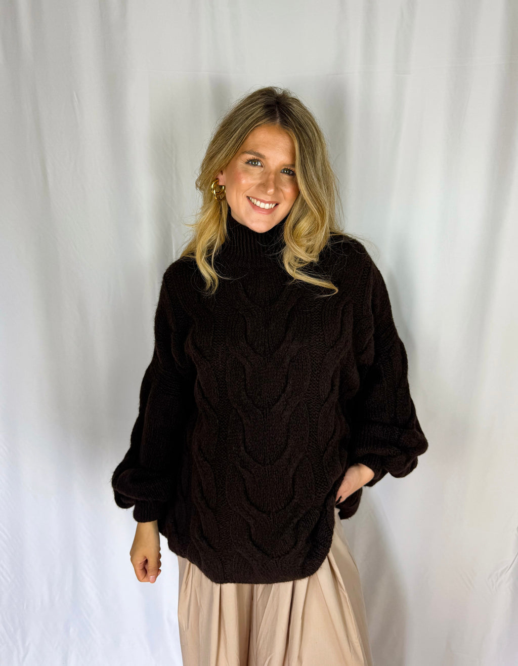 SVEA Knit - Chocolate
