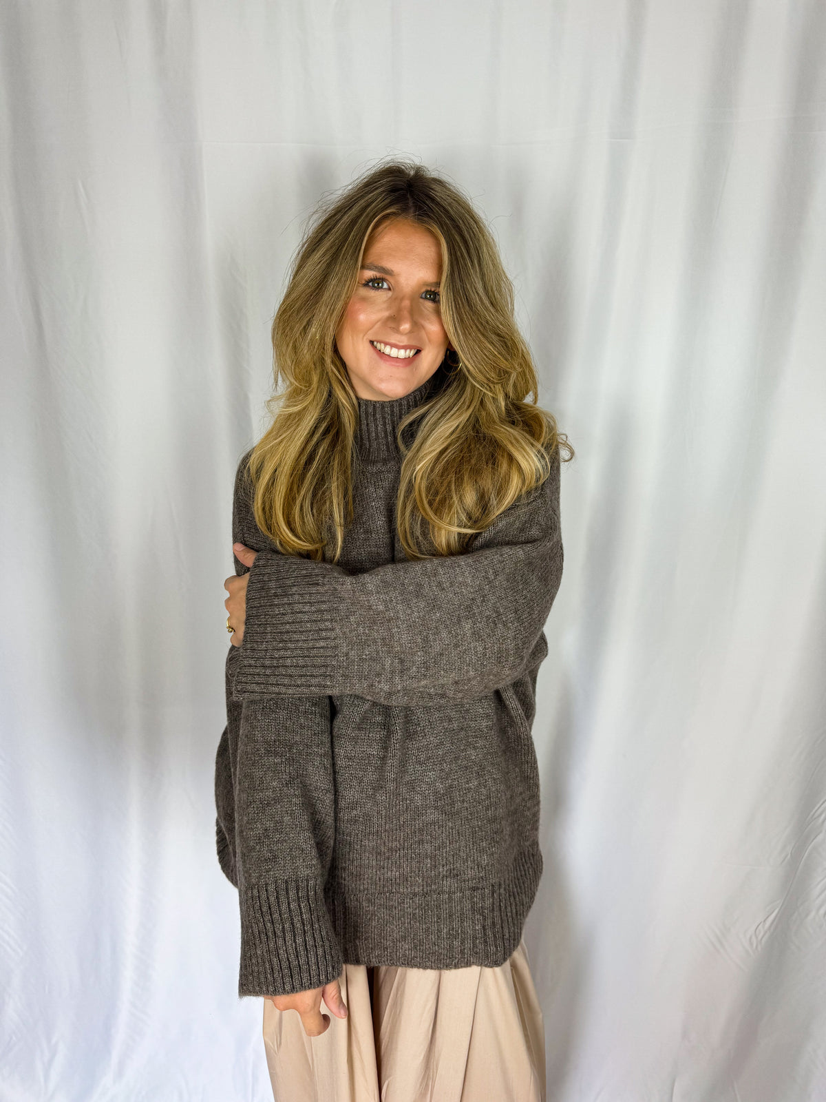 NELA Knit - Taupe