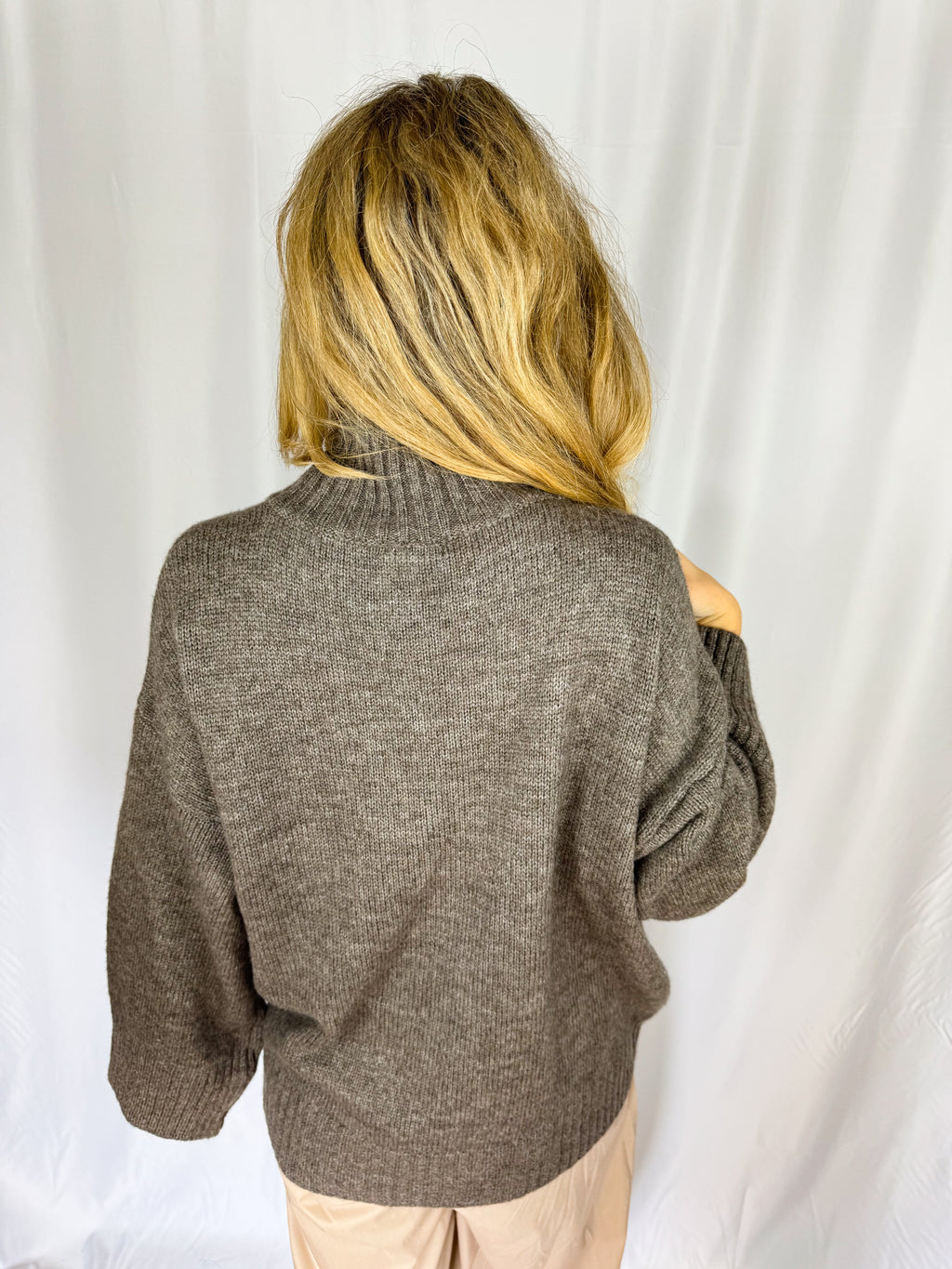 NELA Knit - Taupe