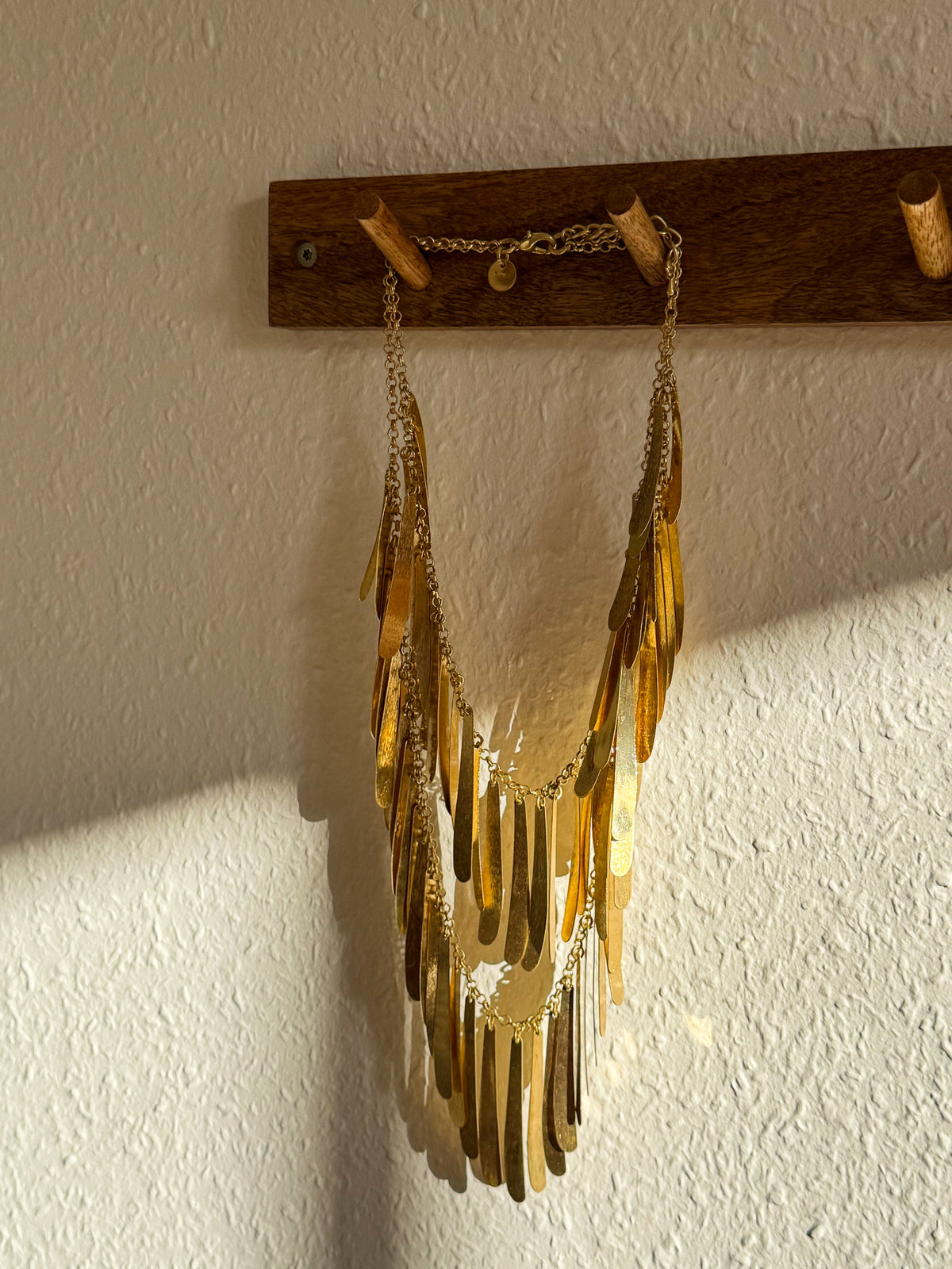 SOL Statement Necklace – Gold