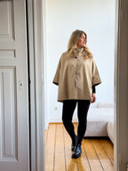 LIVA Cape Jacket – Sand