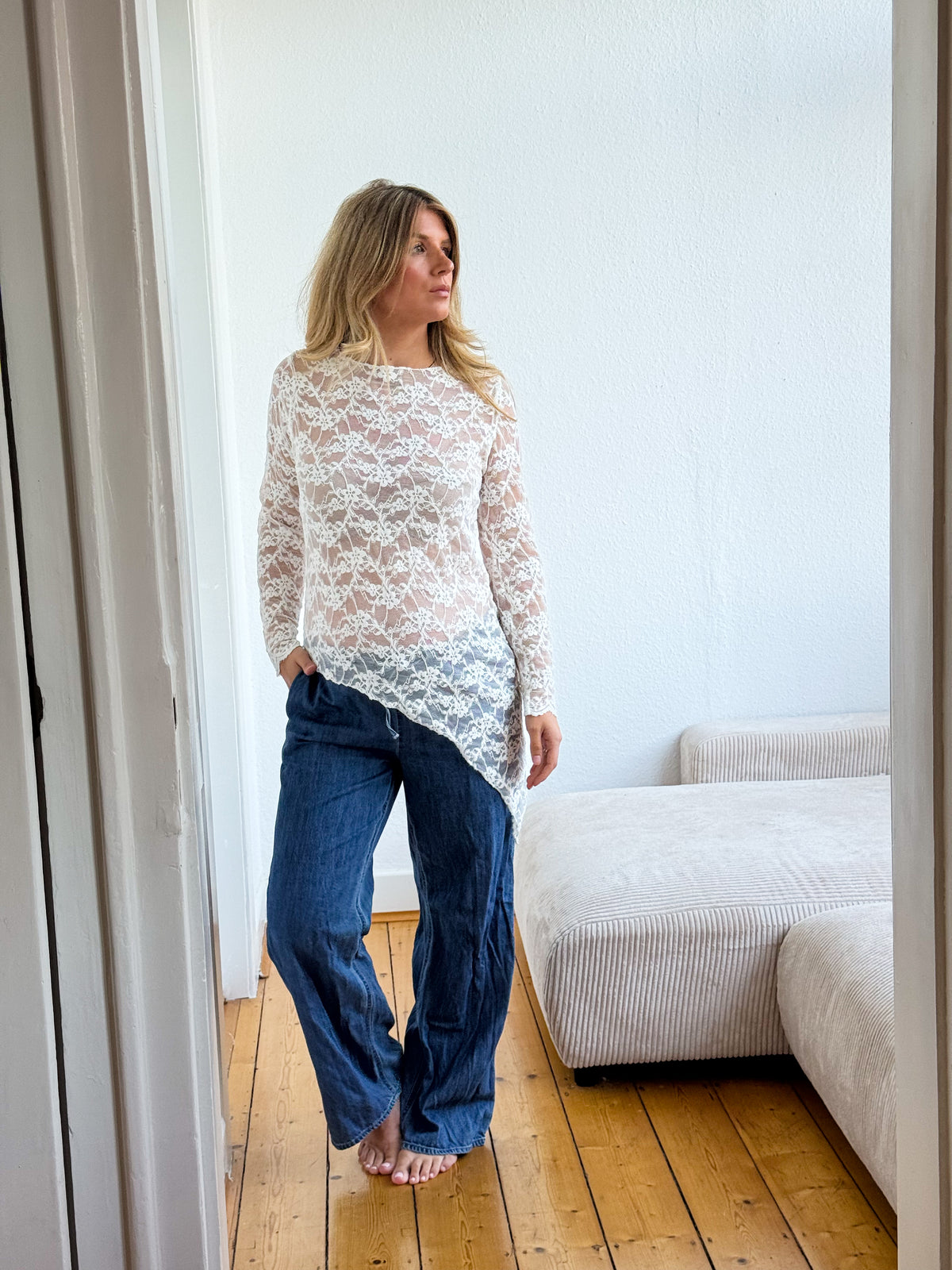 MARA Lace Top – Ivory